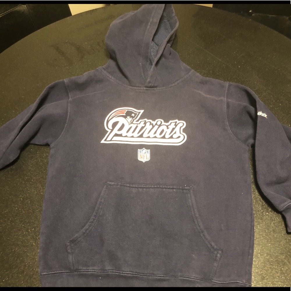Patriots hoodie youth size 8
